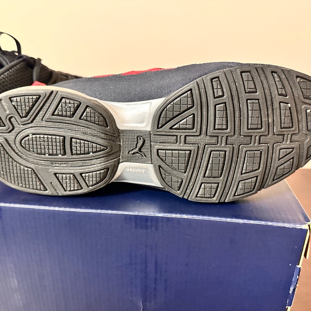 Puma Sneakers - Picture 3 of 3
